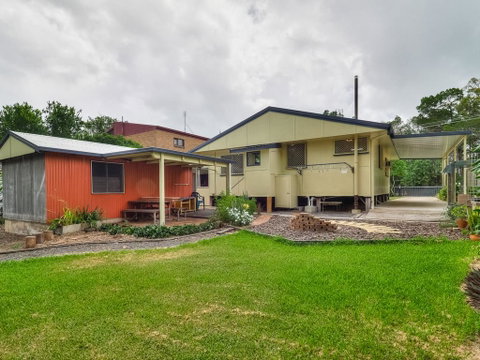 Starfish Shack By The Sea - Sunshine Coast Tourism 1