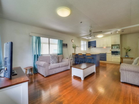 Starfish Shack By The Sea - Sunshine Coast Tourism 2