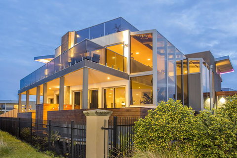 Starhaven Retreat - Sunshine Coast Tourism 0