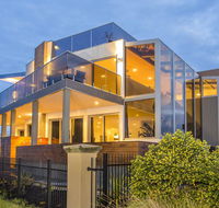 Starhaven Retreat - Sunshine Coast Tourism