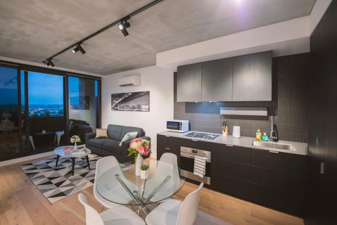 STAY&CO Docklands Drive - Sunshine Coast Tourism 3