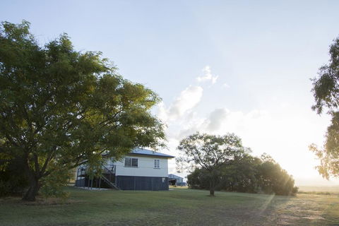 Stockton Rise Country Retreats - Sunshine Coast Tourism 3