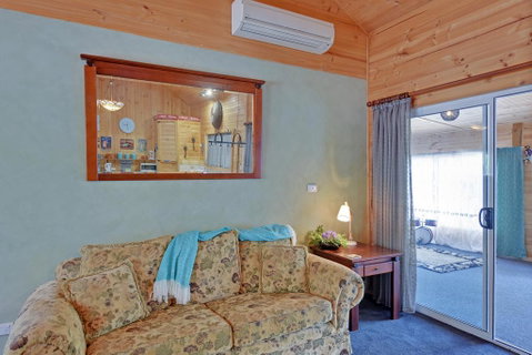 Stony Rise Cottage B&B - Sunshine Coast Tourism 2