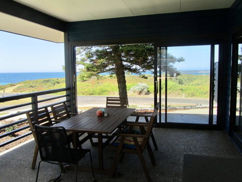 Storm Bay Cottage - Holiday Sunshine Coast 2