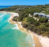 Stradbroke Island Beach Hotel - Sunshine Coast Tourism