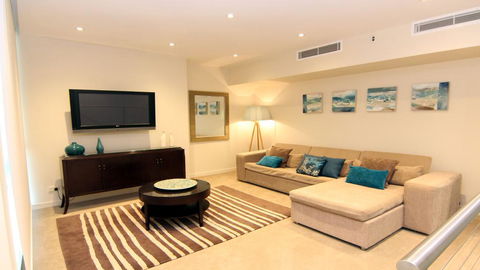 Strand Beachside 1003 - Penthouse - Sunshine Coast Tourism 3