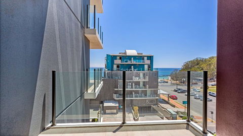 Strand Beachside 503 - Sunshine Coast Tourism 1