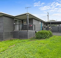 Strathmore Beach House 67 - Sunshine Coast Tourism