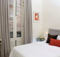 Studio 4 - Saint George Accommodation - Holiday Sunshine Coast