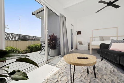 Studio Ocean Breeze @ Huskisson - Sunshine Coast Tourism 2