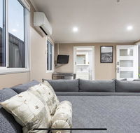 Studio Vues - Holiday Sunshine Coast