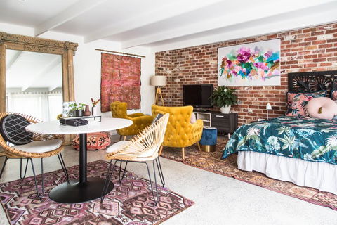 Studio36 - Holiday Sunshine Coast 1