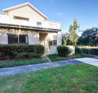 Stunning Holiday Townhouse - Holiday Sunshine Coast