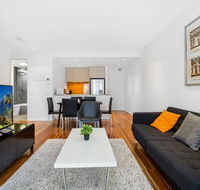 Stylish Apartment With Large Balcony and Parking
