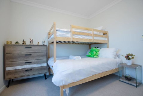 StylishTownhouse@Narre Warren/TrainStation/SC - Sunshine Coast Tourism 0