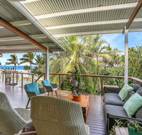 Summer Breeze - Sunshine Coast Tourism