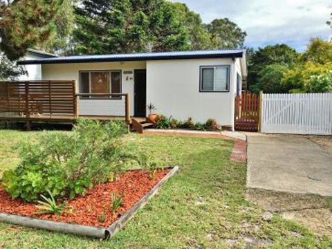 Summer Retreat @ Callala Beach - Sunshine Coast Tourism 0