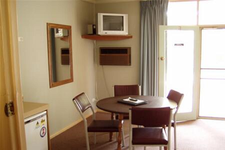Sun River Resort Motel - Holiday Sunshine Coast 3