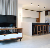 Sundeck Gardens - Sunshine Coast Tourism