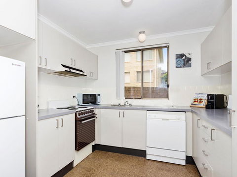 Sundowner Apartment 5 - Sunshine Coast Tourism 2