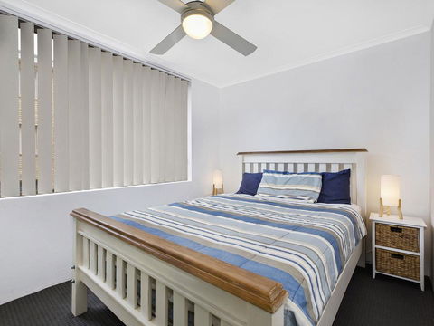 Sundowner Apartment 9 - Holiday Sunshine Coast 2