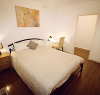 Sunny House - Melbourne Airport Home - Sunshine Coast Tourism