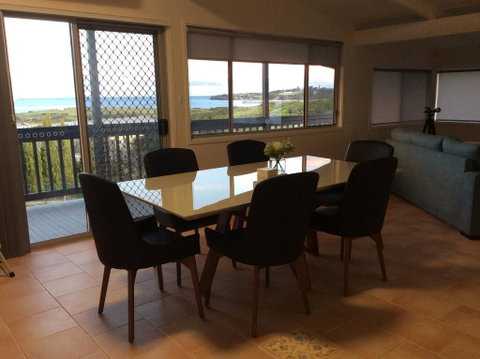 Sunnyside Holiday Home - Sunshine Coast Tourism 3