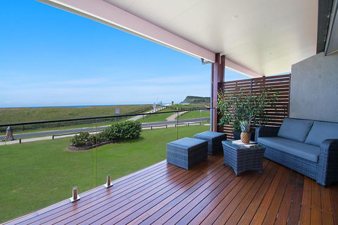 Sunrise Reef Unit 2 - Lennox Head - Sunshine Coast Tourism 0