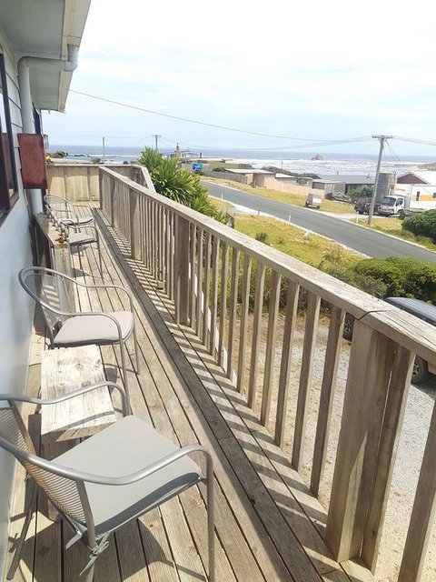 Sunset Holiday Villas - Holiday Sunshine Coast 3