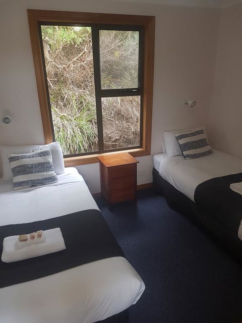 Sunset Holiday Villas - Holiday Sunshine Coast 2