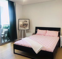 Sunset view 2 bedroom apt next to station - Sunshine Coast Tourism