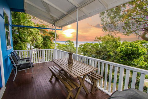 Sunset Villa - Holiday Sunshine Coast 1