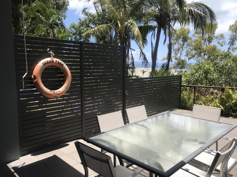 Sunset Waters 10 - Sunshine Coast Tourism 0