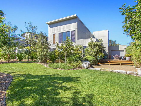 Sunshine Beach House-25 Metre Walk To The Beach - Sunshine Coast Tourism 0