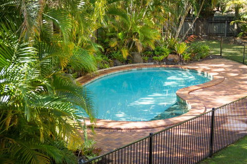 Sunshine Coast Motor Lodge - Sunshine Coast Tourism 0