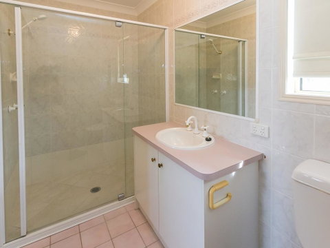 Superb Location - Hervey Bay - Sunshine Coast Tourism 1