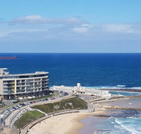 Supercar fan's dream - track side apartment 1 - Sunshine Coast Tourism