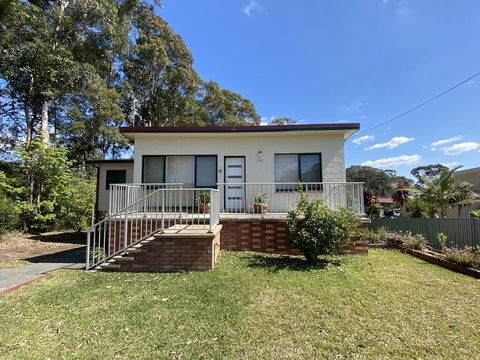 Surf Beach Sanctuary - Sunshine Coast Tourism 0