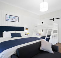 Surfaris Retreat - Holiday Sunshine Coast