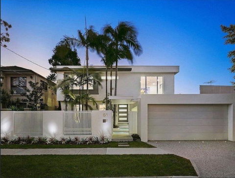 Surfers Paradise Holiday Home Almalfi Drive - Sunshine Coast Tourism 0
