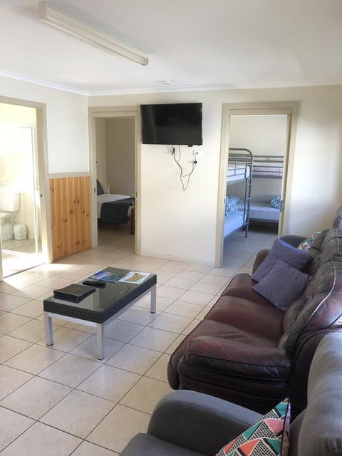 Surfrider Caravan Park - Sunshine Coast Tourism 2