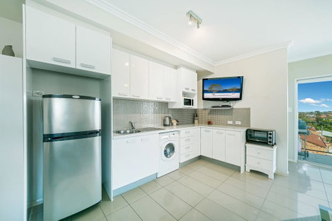 Suttons Beach Apartments - Sunshine Coast Tourism 3