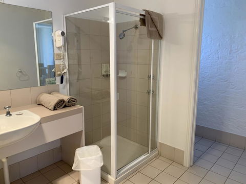 Swaggers Motor Inn - Holiday Sunshine Coast 2
