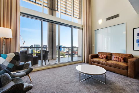 Swainson At Embassy - Sunshine Coast Tourism 0