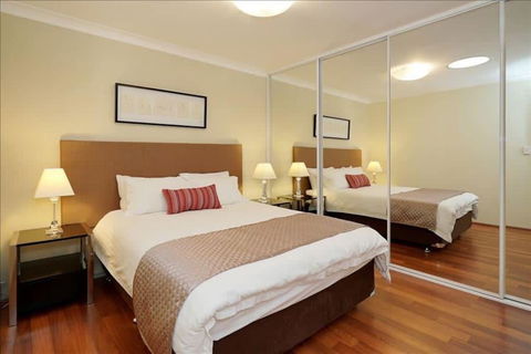 Swan River Applecross Heathcote Park 1BR Villa - Sunshine Coast Tourism 3