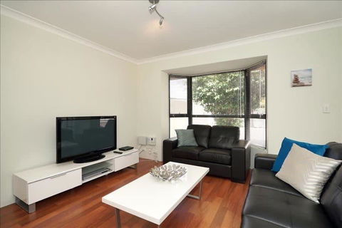 Swan River Applecross Heathcote Park 1BR Villa - Sunshine Coast Tourism 1