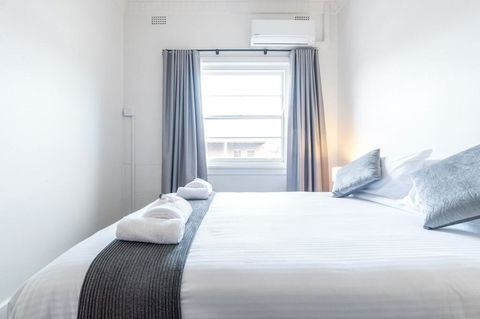 Sydney Junction Hotel - Sunshine Coast Tourism 2