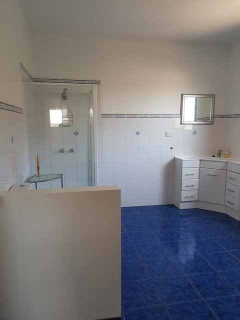 Symuya - Sunshine Coast Tourism 0