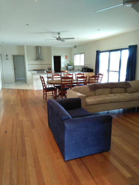 Symuya - Sunshine Coast Tourism 2