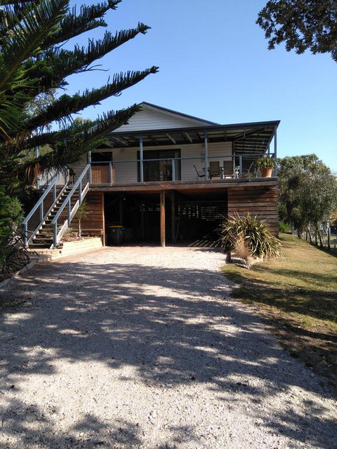 Symuya - Sunshine Coast Tourism 3